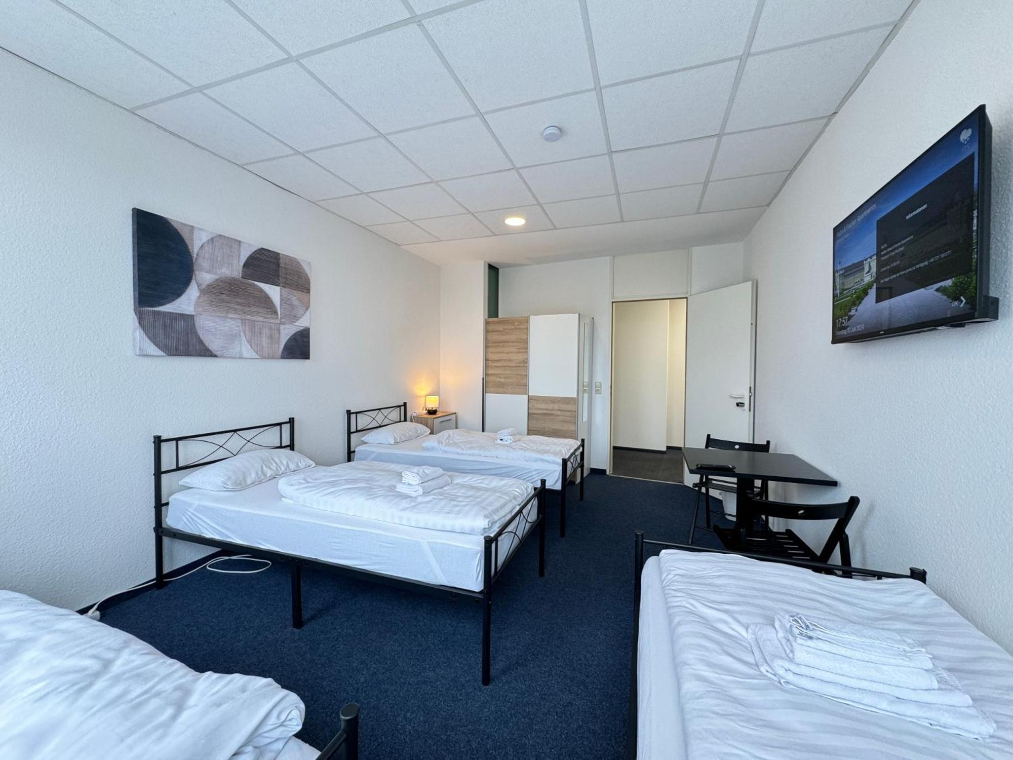 Thuja Karlsruhe-neureut By Kurzzeit Apartment